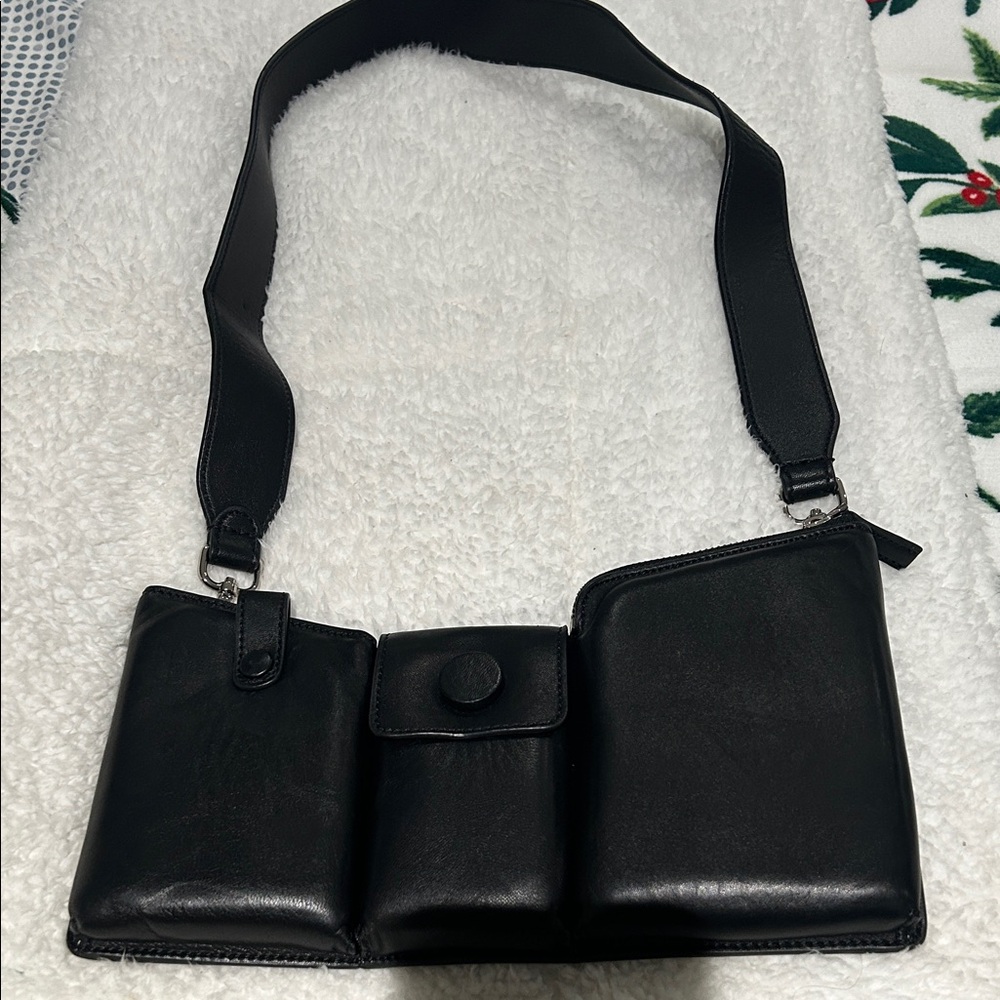 Cedouble Polly Puffy Bag black